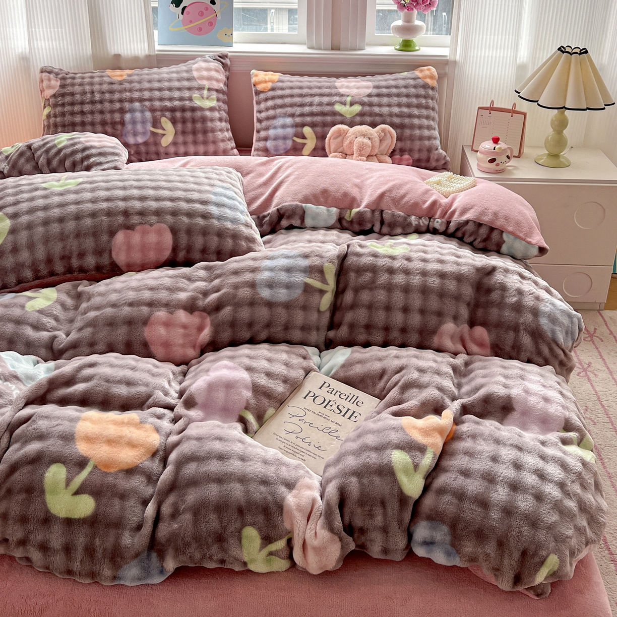 91家纺网 家纺一手货源 找家纺 仟网汇 2025新款泡泡绒牛奶绒四件套 郁金香