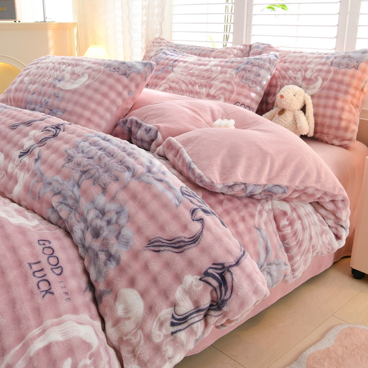 91家纺网 家纺一手货源 找家纺 （总）斯尔顿 2025新款8斤加厚全消光牛奶绒四件套兔毛绒法莱绒床上用品冬季保暖法兰绒