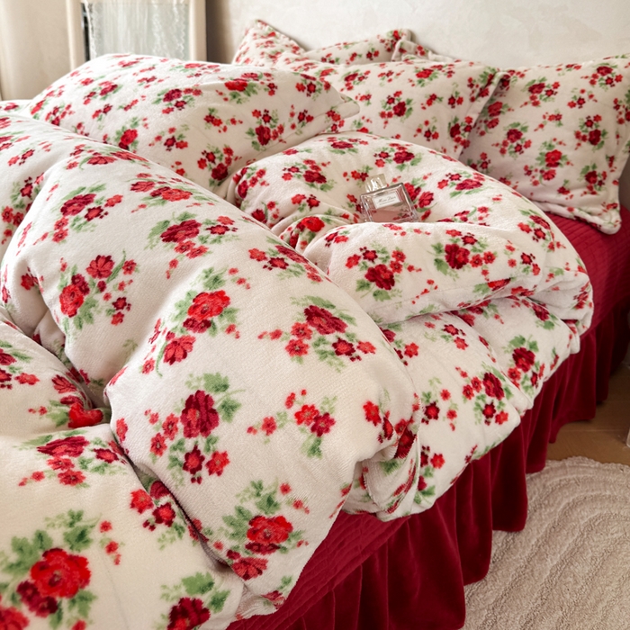 91家纺网 家纺一手货源 找家纺 小叮当家纺仓储工厂店 买家秀 爆款花型2025秋冬新款高克重全消光牛奶绒印花大红喜庆保暖四件套直播 梨花落