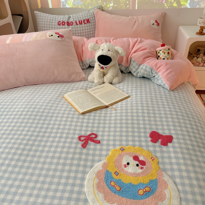 91家纺网 家纺一手货源 找家纺 小叮当家纺仓储工厂店 买家秀 爆款花型2025新款秋冬保暖牛奶绒卡通小清新毛巾绣系列四件套 蛋糕花喵