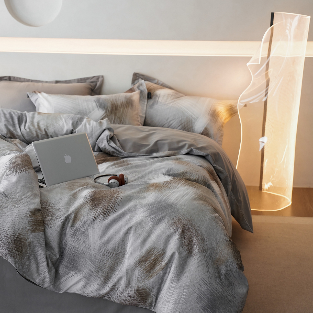 91家纺网 家纺一手货源 找家纺 三味舒屋 2025新款50支全棉印花磨毛四件套-旷野系列 旷野灰