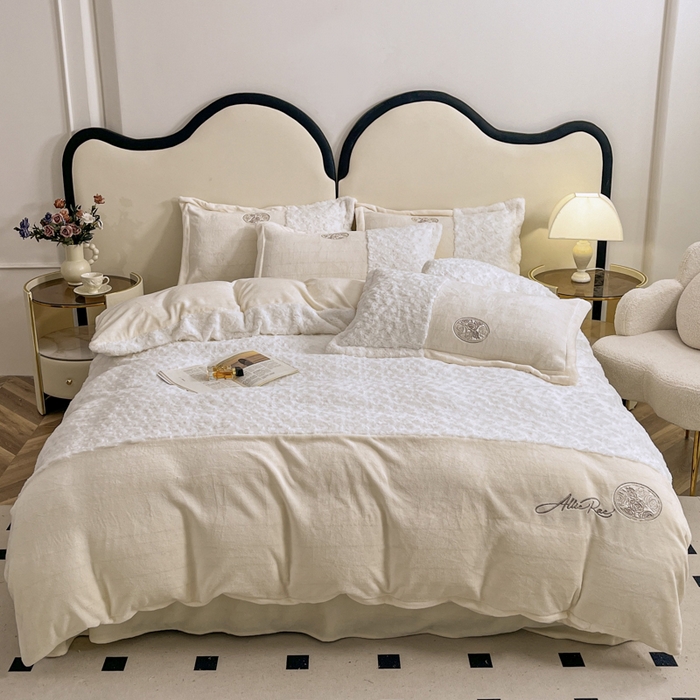 91家纺网 家纺一手货源 找家纺 （总）梓之赫2025新款竹纤棉绣花四件套