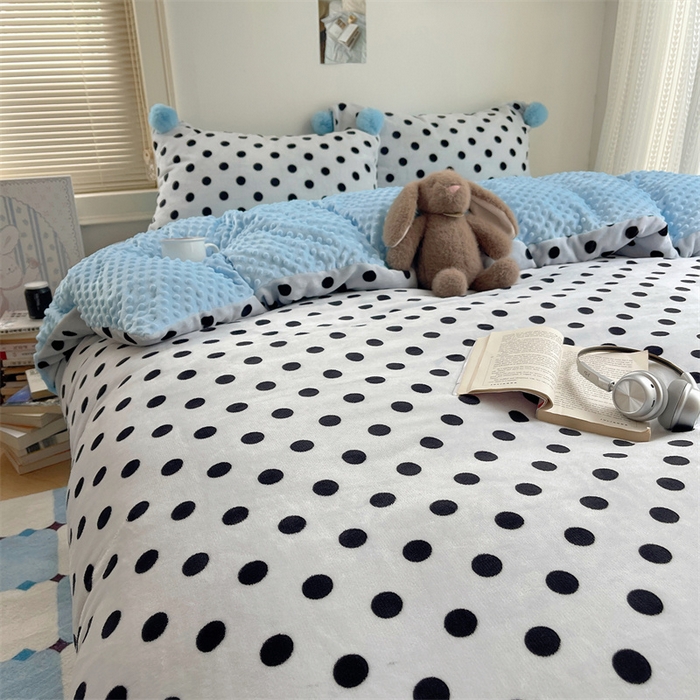 91家纺网 家纺一手货源 找家纺 小叮当家纺仓储工厂店 买家秀 爆款花型2025新款高克重豆豆绒牛奶绒四件套泡芙感床盖套件直播热款 蓝色团团