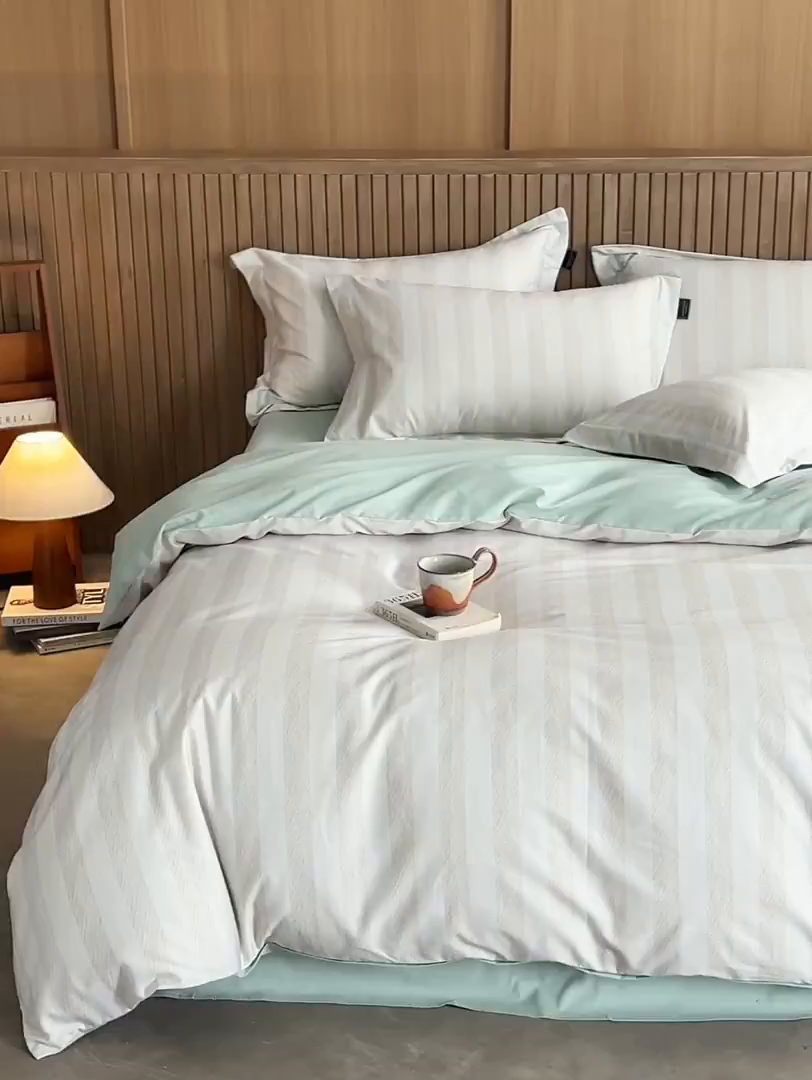 91家纺网 家纺一手货源 找家纺 三味舒屋 2025新款50支全棉印花条纹磨毛四件套-布衣系列 券后（包含优惠券后）不低于289/309元 布衣灰绿