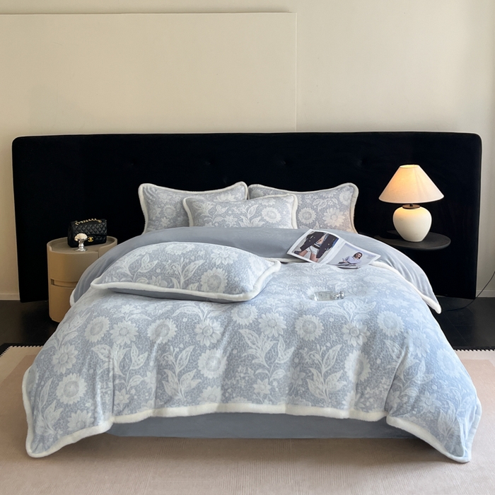 91家纺网 家纺一手货源 找家纺 （总）极简 2025新款立体雕花牛奶绒四件套系列