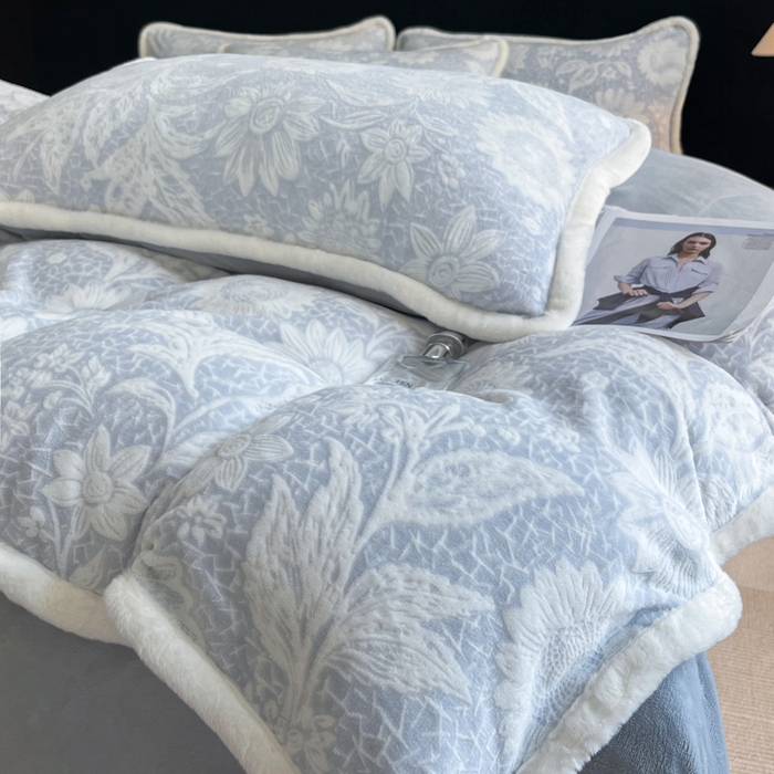 91家纺网 家纺一手货源 找家纺 （总）极简 2025新款立体雕花牛奶绒四件套系列