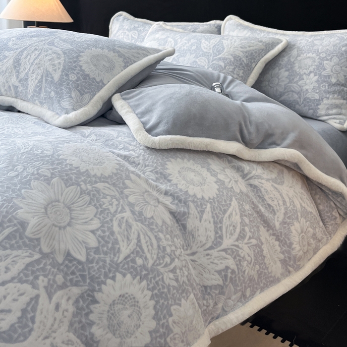 91家纺网 家纺一手货源 找家纺 （总）极简 2025新款立体雕花牛奶绒四件套系列