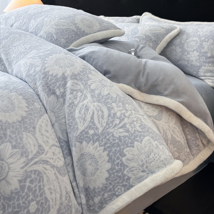 91家纺网 家纺一手货源 找家纺 （总）极简 2025新款立体雕花牛奶绒四件套系列