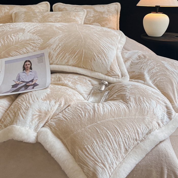 91家纺网 家纺一手货源 找家纺 （总）极简 2025新款立体雕花牛奶绒四件套系列