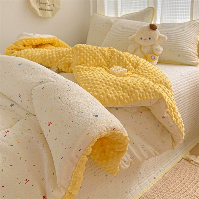 91家纺网 家纺一手货源 找家纺 小叮当家纺仓储工厂店 买家秀 爆款花型2025新款床盖豆豆被套春秋被套冬被云感超软木棉被子被芯 豆豆被-彩星甜梦