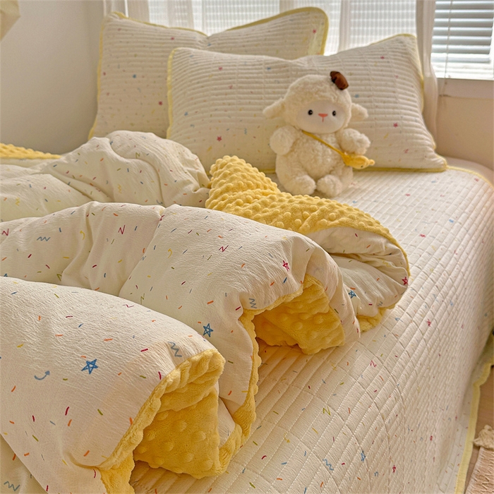 91家纺网 家纺一手货源 找家纺 小叮当家纺仓储工厂店 买家秀 爆款花型2025新款床盖豆豆被套春秋被套冬被云感超软木棉被子被芯 豆豆被-彩星甜梦