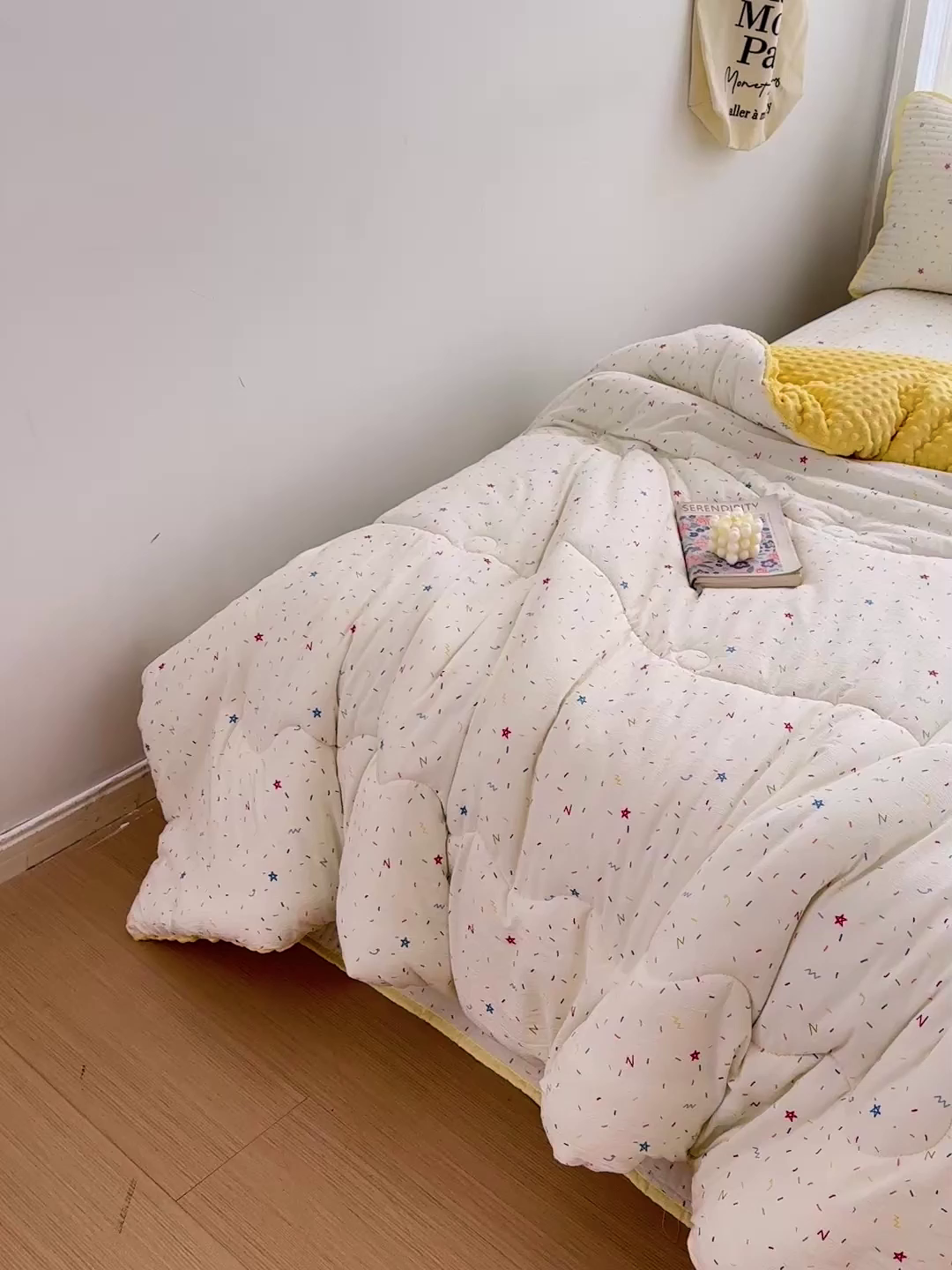 91家纺网 家纺一手货源 找家纺 小叮当家纺仓储工厂店 买家秀 爆款花型2025新款床盖豆豆被套春秋被套冬被云感超软木棉被子被芯 豆豆被-彩星甜梦