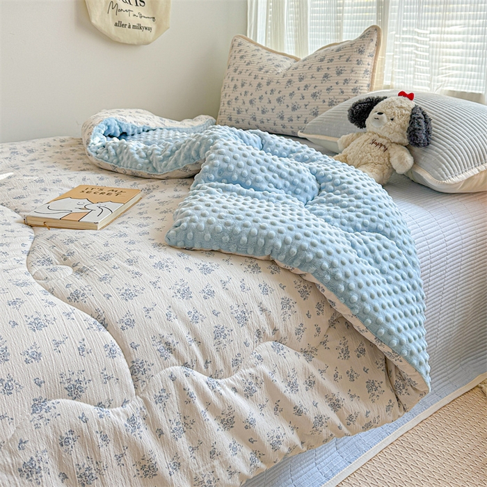 91家纺网 家纺一手货源 找家纺 小叮当家纺仓储工厂店 买家秀 爆款花型2025新款床盖豆豆被套春秋被套冬被云感超软木棉被子被芯 豆豆被-蓝黛