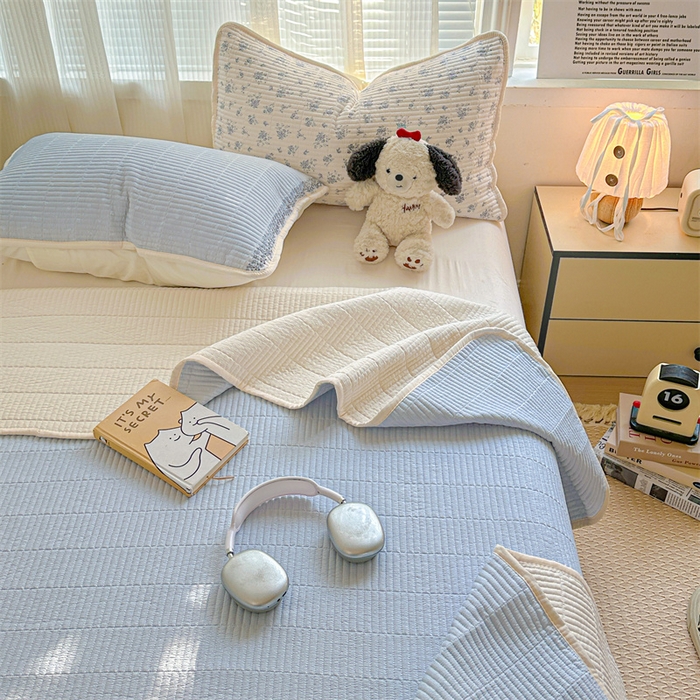 91家纺网 家纺一手货源 找家纺 小叮当家纺仓储工厂店 买家秀 爆款花型2025新款床盖豆豆被套春秋被套冬被云感超软木棉被子被芯 豆豆被-蓝黛