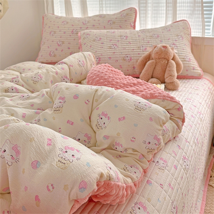 91家纺网 家纺一手货源 找家纺 小叮当家纺仓储工厂店 买家秀 爆款花型2025新款床盖豆豆被套春秋被套冬被云感超软木棉被子被芯 豆豆被-奇梦甜猫