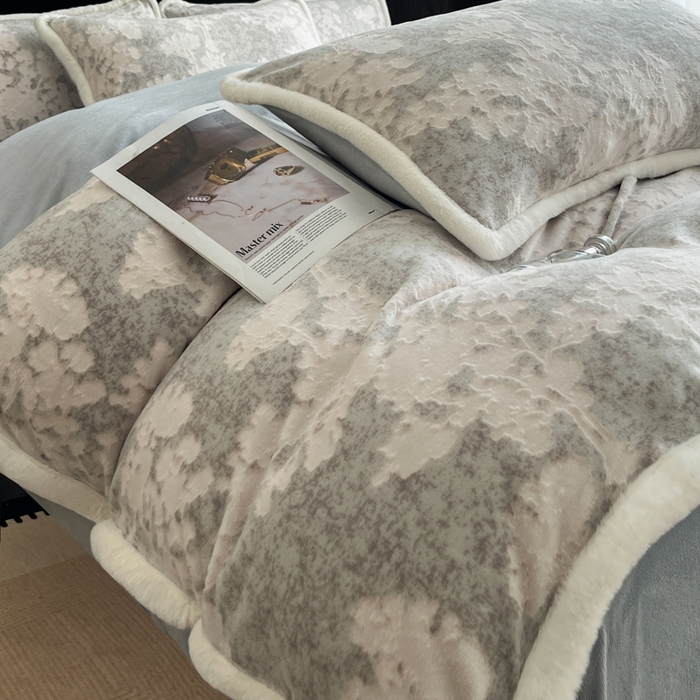 91家纺网 家纺一手货源 找家纺 极简 2025新款立体雕花牛奶绒四件套系列 丽塔-灰