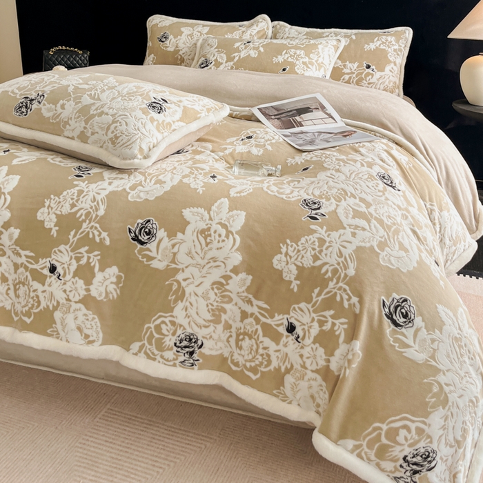 91家纺网 家纺一手货源 找家纺 极简 2025新款立体雕花牛奶绒四件套系列 罗赛拉-黄