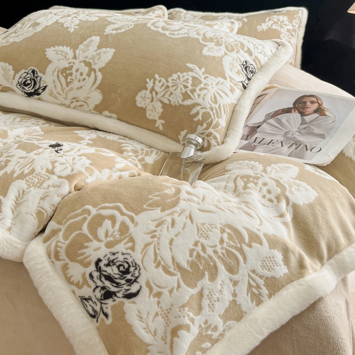 91家纺网 家纺一手货源 找家纺 极简 2025新款立体雕花牛奶绒四件套系列 罗赛拉-黄