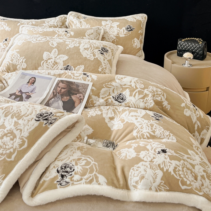 91家纺网 家纺一手货源 找家纺 极简 2025新款立体雕花牛奶绒四件套系列 罗赛拉-黄
