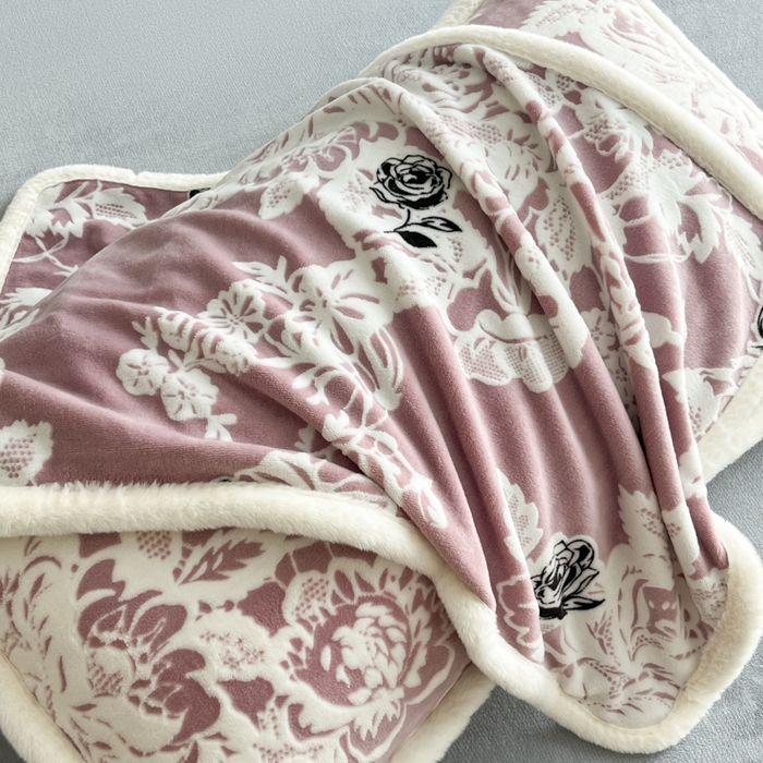 91家纺网 家纺一手货源 找家纺 极简 2025新款立体雕花牛奶绒四件套系列 罗赛拉-紫