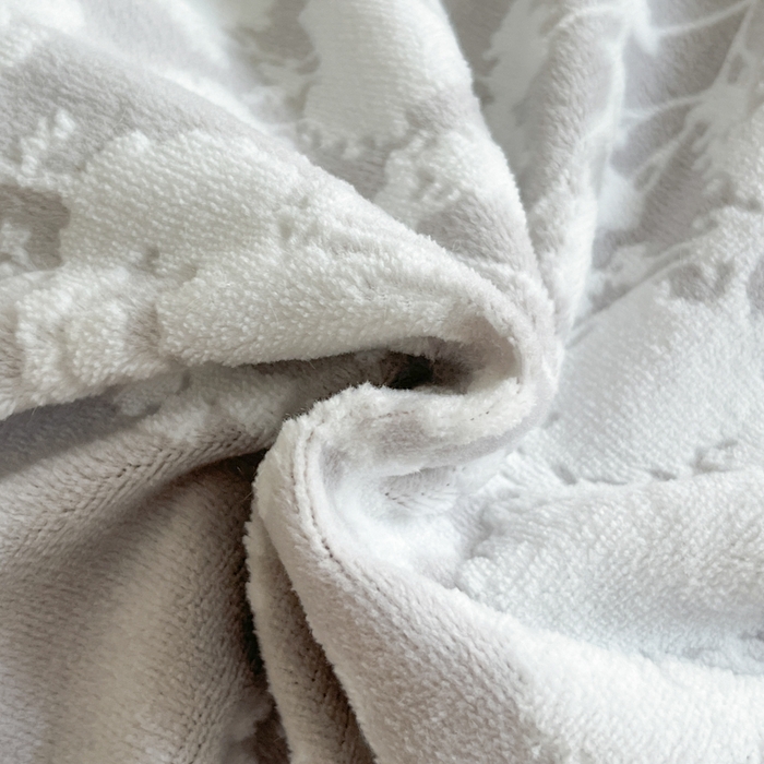 91家纺网 家纺一手货源 找家纺 极简 2025新款立体雕花牛奶绒四件套系列 米菲娜-灰