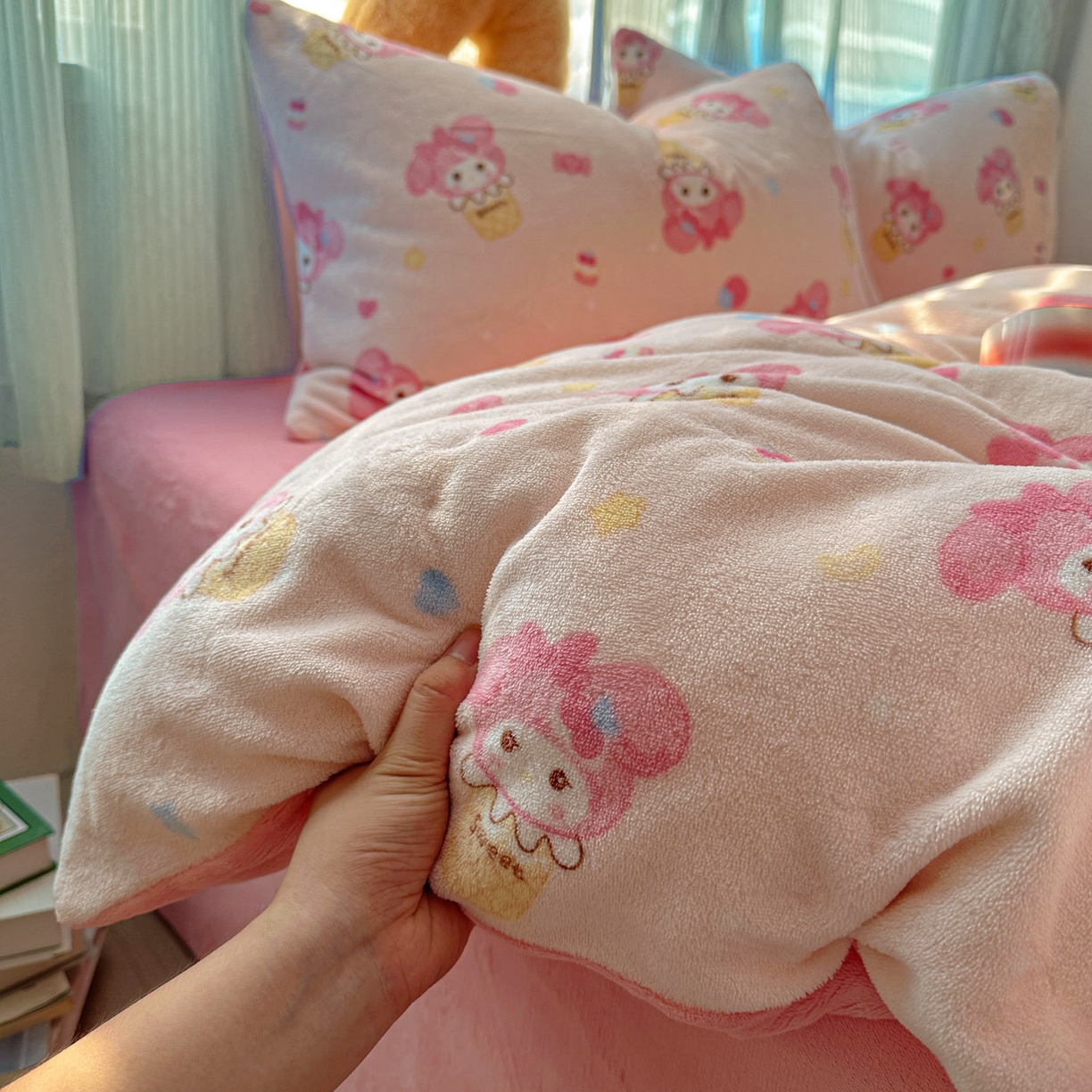 91家纺网 家纺一手货源 找家纺 （总）小叮当家纺仓储工厂店 买家秀 爆款花型2025新款小清新180克跑量款牛奶绒单被套 被套单件