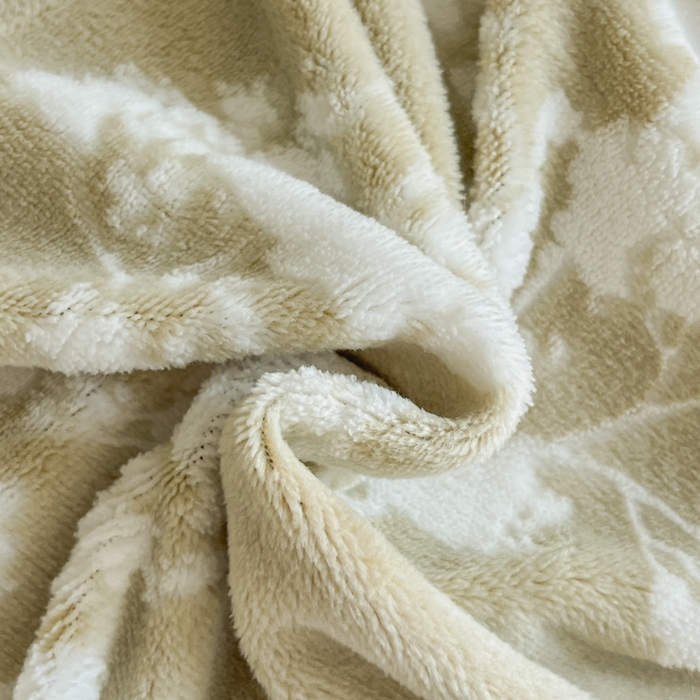 91家纺网 家纺一手货源 找家纺 极简 2025新款立体雕花牛奶绒四件套系列 米菲娜-绿