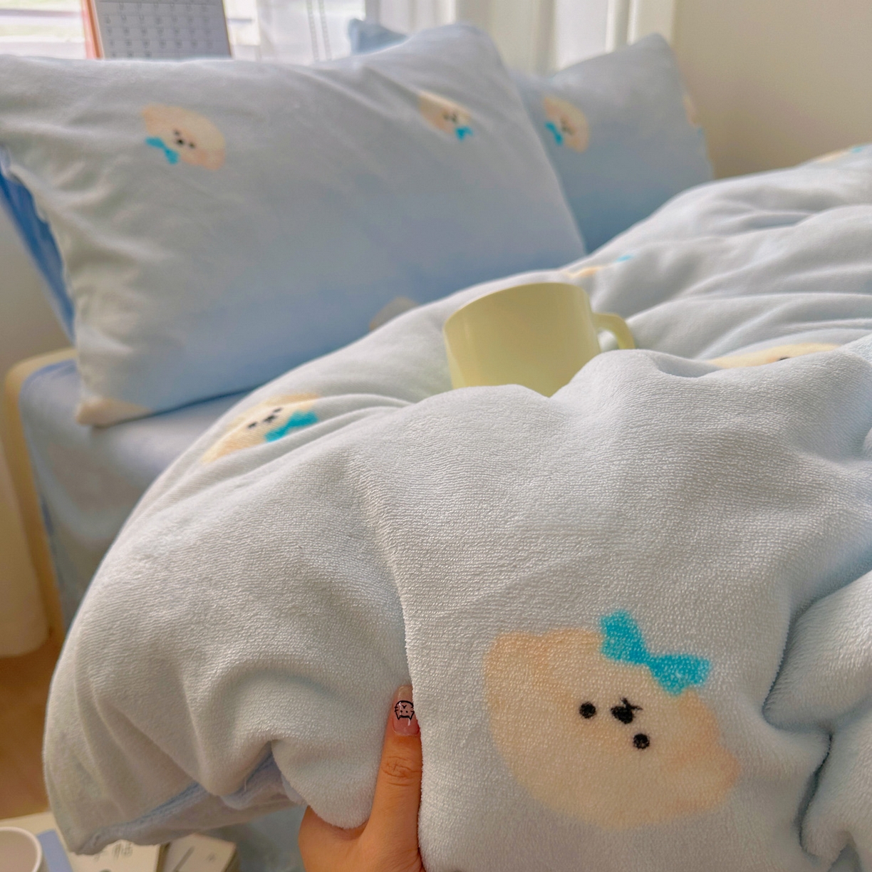 91家纺网 家纺一手货源 找家纺 （总）小叮当家纺仓储工厂店 买家秀 爆款花型2025新款小清新180克跑量款牛奶绒单被套 被套单件