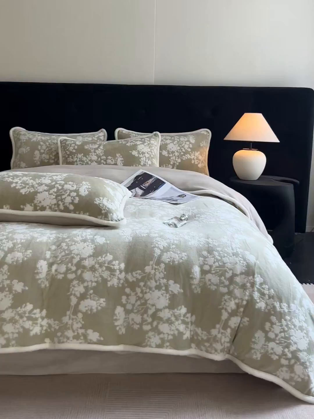 91家纺网 家纺一手货源 找家纺 极简 2025新款立体雕花牛奶绒四件套系列 米菲娜-绿