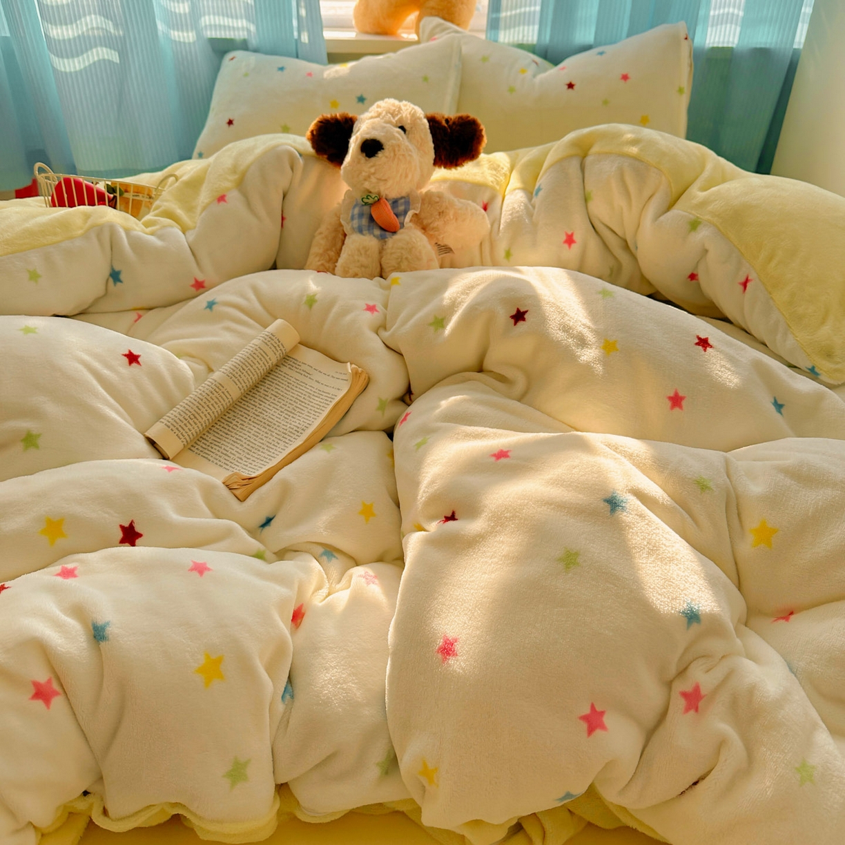 91家纺网 家纺一手货源 找家纺 小叮当家纺仓储工厂店 买家秀 爆款花型2025新款小清新180克跑量款牛奶绒单被套 被套单件 彩色星星