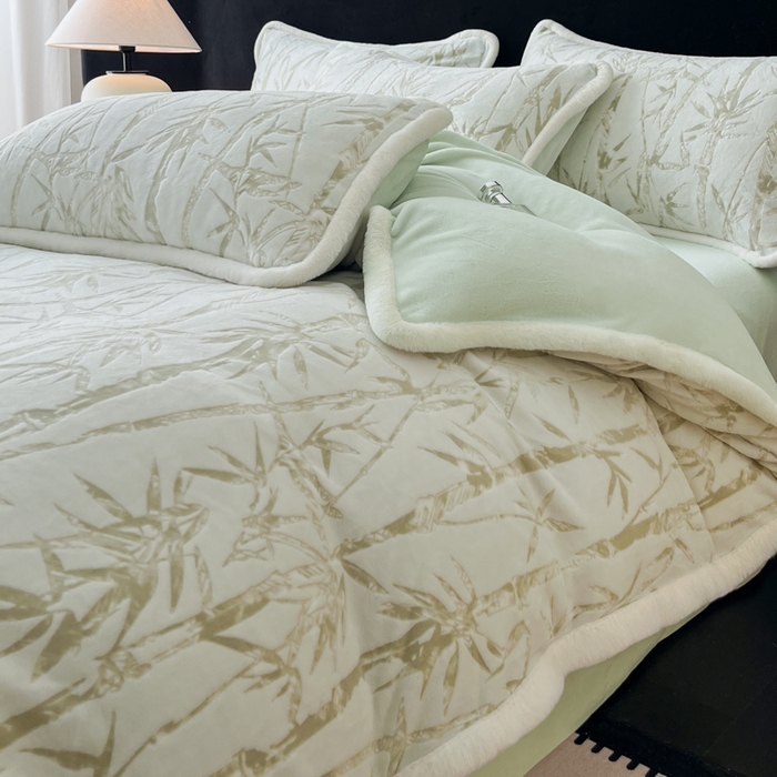 91家纺网 家纺一手货源 找家纺 极简 2025新款立体雕花牛奶绒四件套系列 赛诺斯-绿