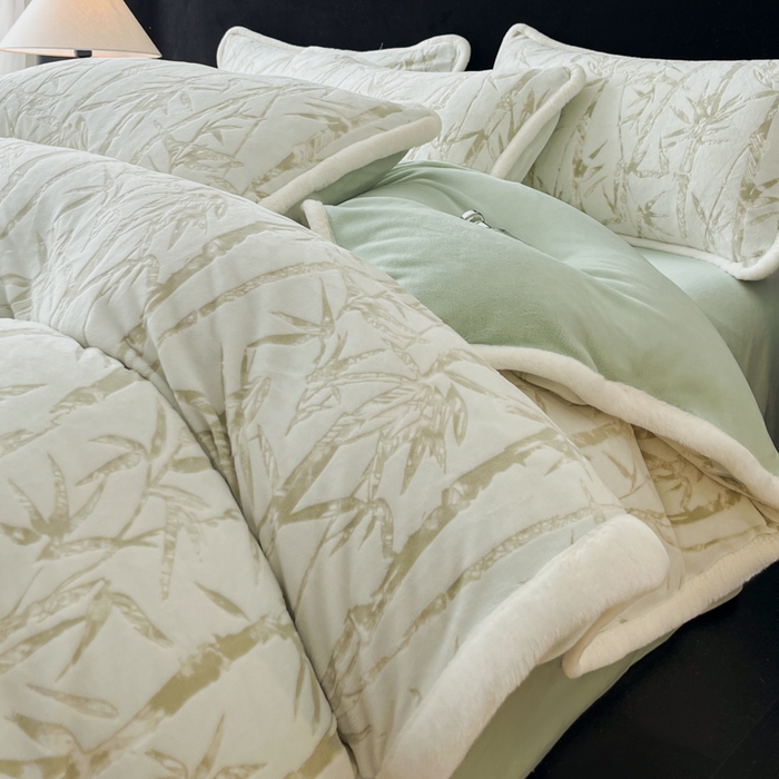 91家纺网 家纺一手货源 找家纺 极简 2025新款立体雕花牛奶绒四件套系列 赛诺斯-绿