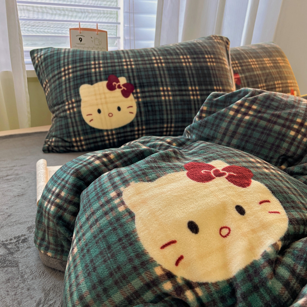 91家纺网 家纺一手货源 找家纺 小叮当家纺仓储工厂店 买家秀 爆款花型2025新款小清新180克跑量款牛奶绒单被套 被套单件 格调凯特