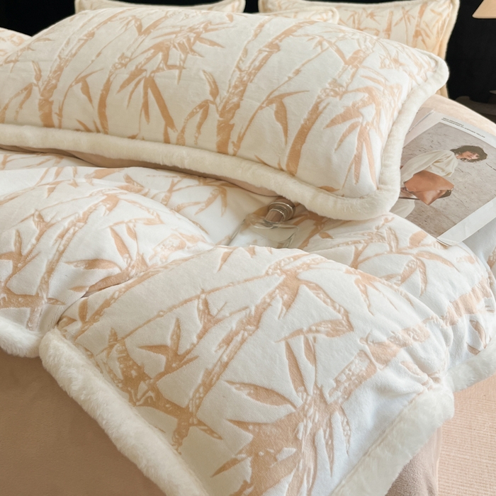 91家纺网 家纺一手货源 找家纺 极简 2025新款立体雕花牛奶绒四件套系列 赛诺斯-暖棕