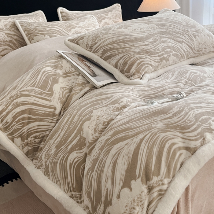 91家纺网 家纺一手货源 找家纺 极简 2025新款立体雕花牛奶绒四件套系列 托斯卡纳-棕