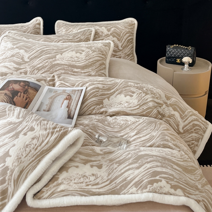 91家纺网 家纺一手货源 找家纺 极简 2025新款立体雕花牛奶绒四件套系列 托斯卡纳-棕