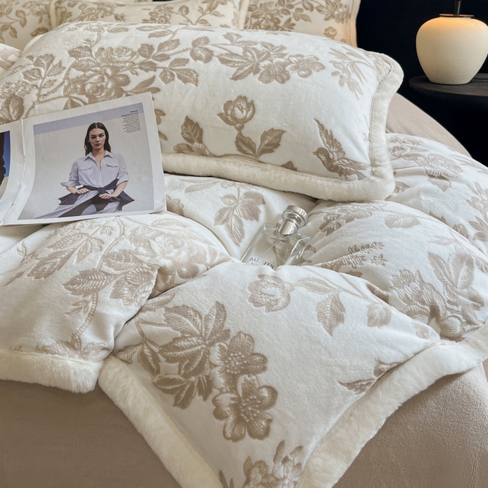 极简 2025新款立体雕花牛奶绒四件套系列 瓦伦蒂亚-浅咖