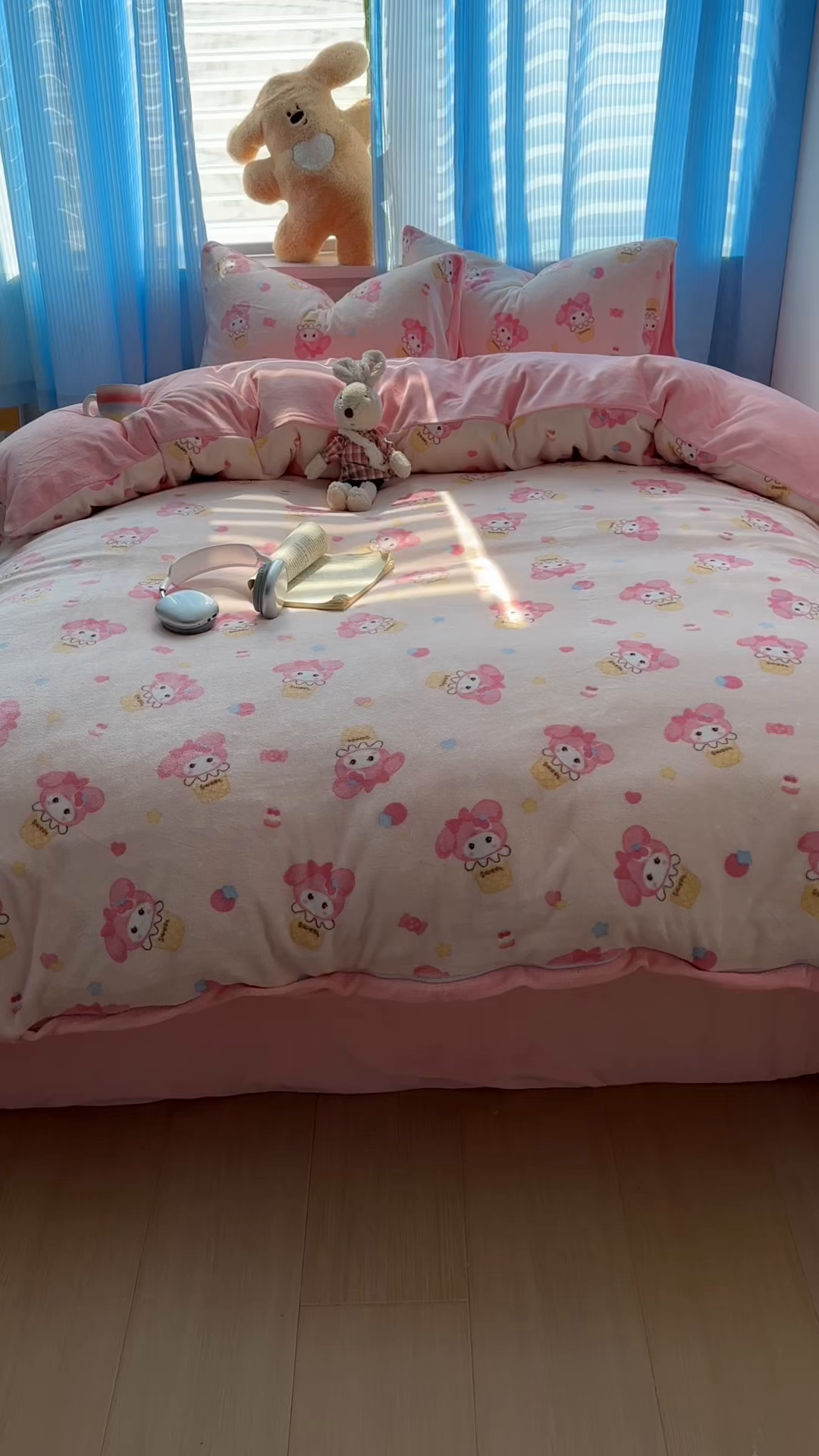 91家纺网 家纺一手货源 找家纺 小叮当家纺仓储工厂店 买家秀 爆款花型2025新款小清新180克跑量款牛奶绒单被套 被套单件 可爱美蒂