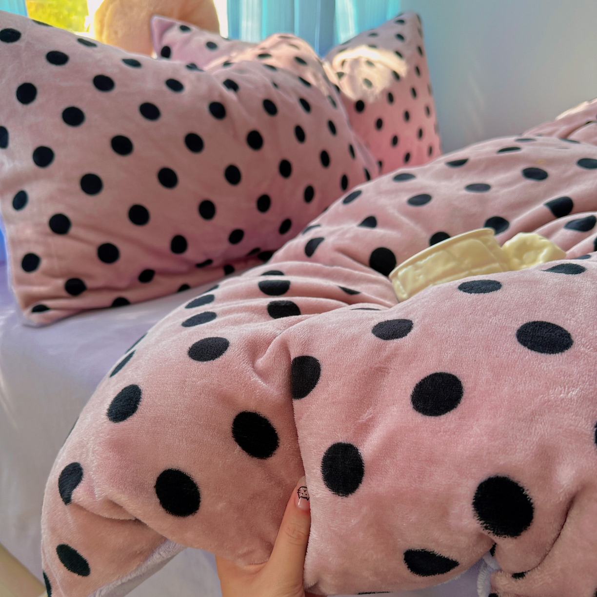 小叮当家纺仓储工厂店 买家秀 爆款花型2025新款小清新180克跑量款牛奶绒单被套 被套单件 奶茶珍珠紫