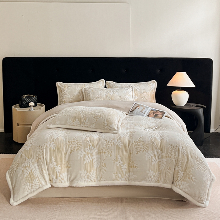 91家纺网 家纺一手货源 找家纺 极简 2025新款立体雕花牛奶绒四件套系列 伊贝尔-浅咖