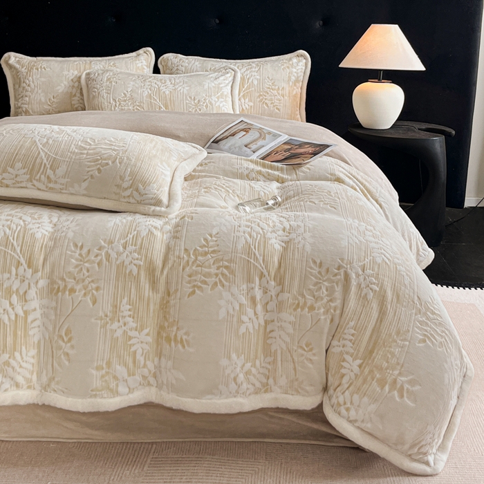 91家纺网 家纺一手货源 找家纺 极简 2025新款立体雕花牛奶绒四件套系列 伊贝尔-浅咖