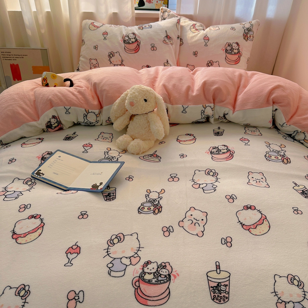 91家纺网 家纺一手货源 找家纺 小叮当家纺仓储工厂店 买家秀 爆款花型2025新款小清新180克跑量款牛奶绒单被套 被套单件 甜心小猫