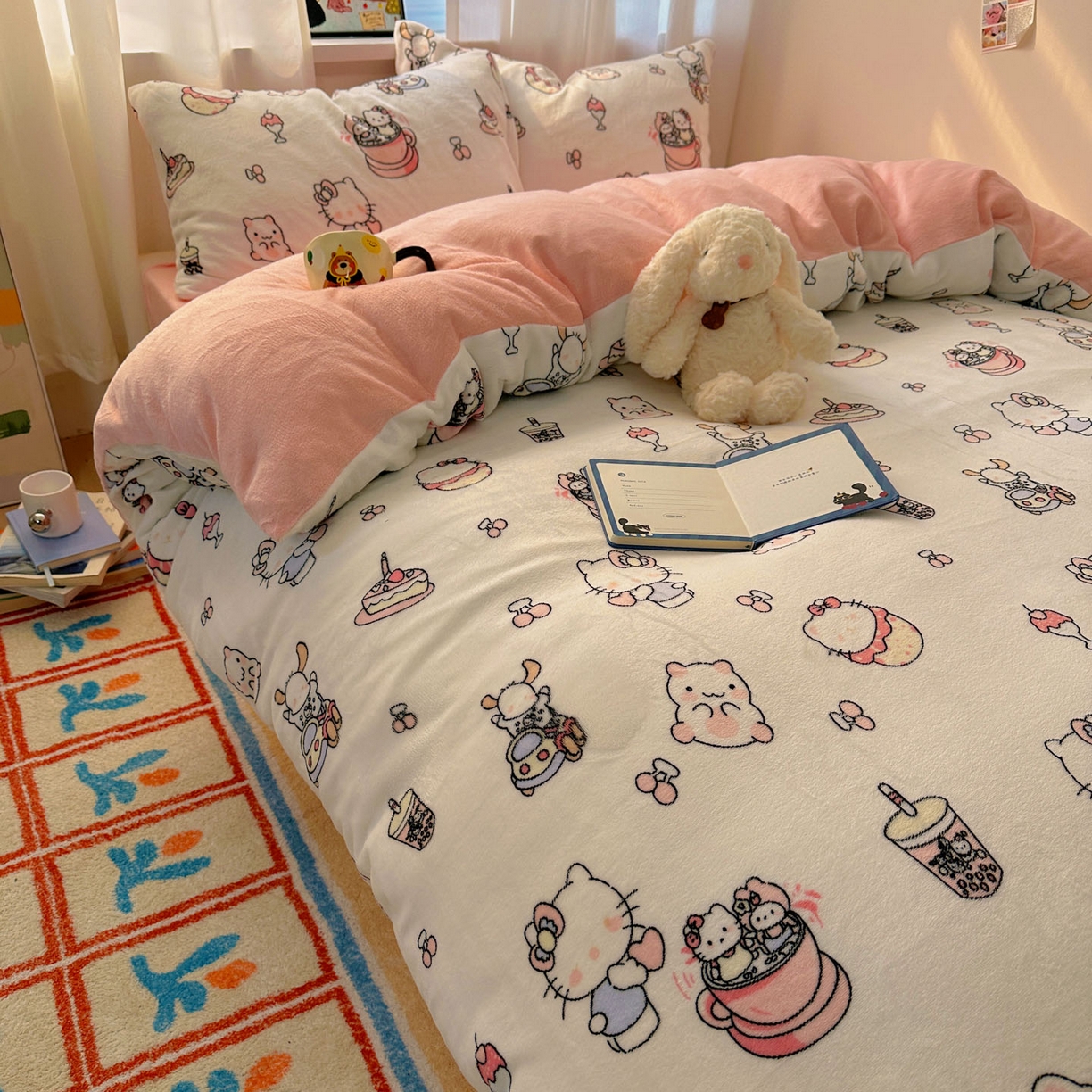 91家纺网 家纺一手货源 找家纺 小叮当家纺仓储工厂店 买家秀 爆款花型2025新款小清新180克跑量款牛奶绒单被套 被套单件 甜心小猫