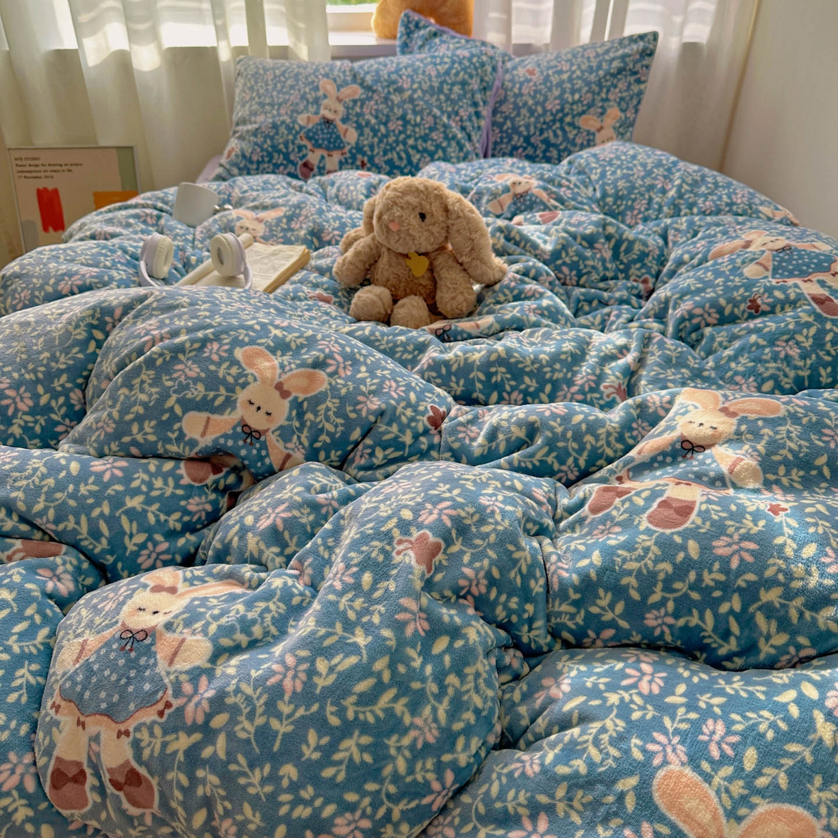 91家纺网 家纺一手货源 找家纺 小叮当家纺仓储工厂店 买家秀 爆款花型2025新款小清新180克跑量款牛奶绒单被套 被套单件 兔兔女孩