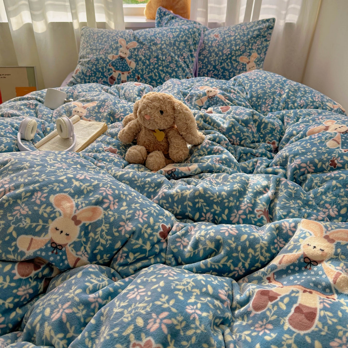 91家纺网 家纺一手货源 找家纺 小叮当家纺仓储工厂店 买家秀 爆款花型2025新款小清新180克跑量款牛奶绒单被套 被套单件 兔兔女孩