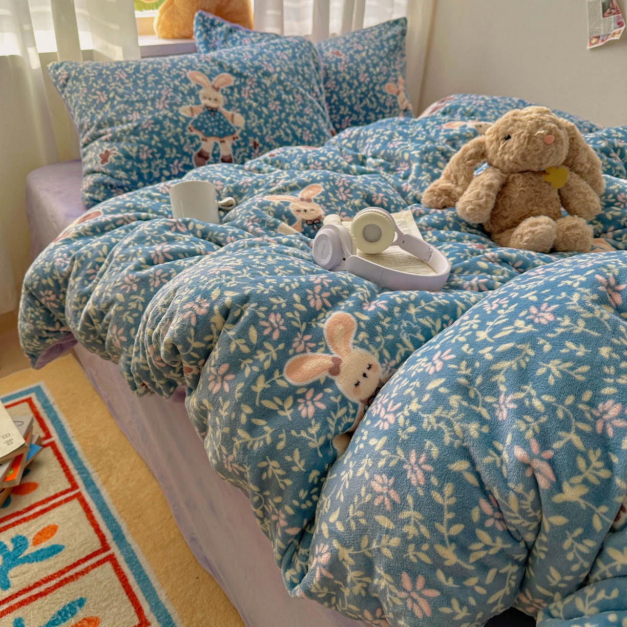 91家纺网 家纺一手货源 找家纺 小叮当家纺仓储工厂店 买家秀 爆款花型2025新款小清新180克跑量款牛奶绒单被套 被套单件 兔兔女孩