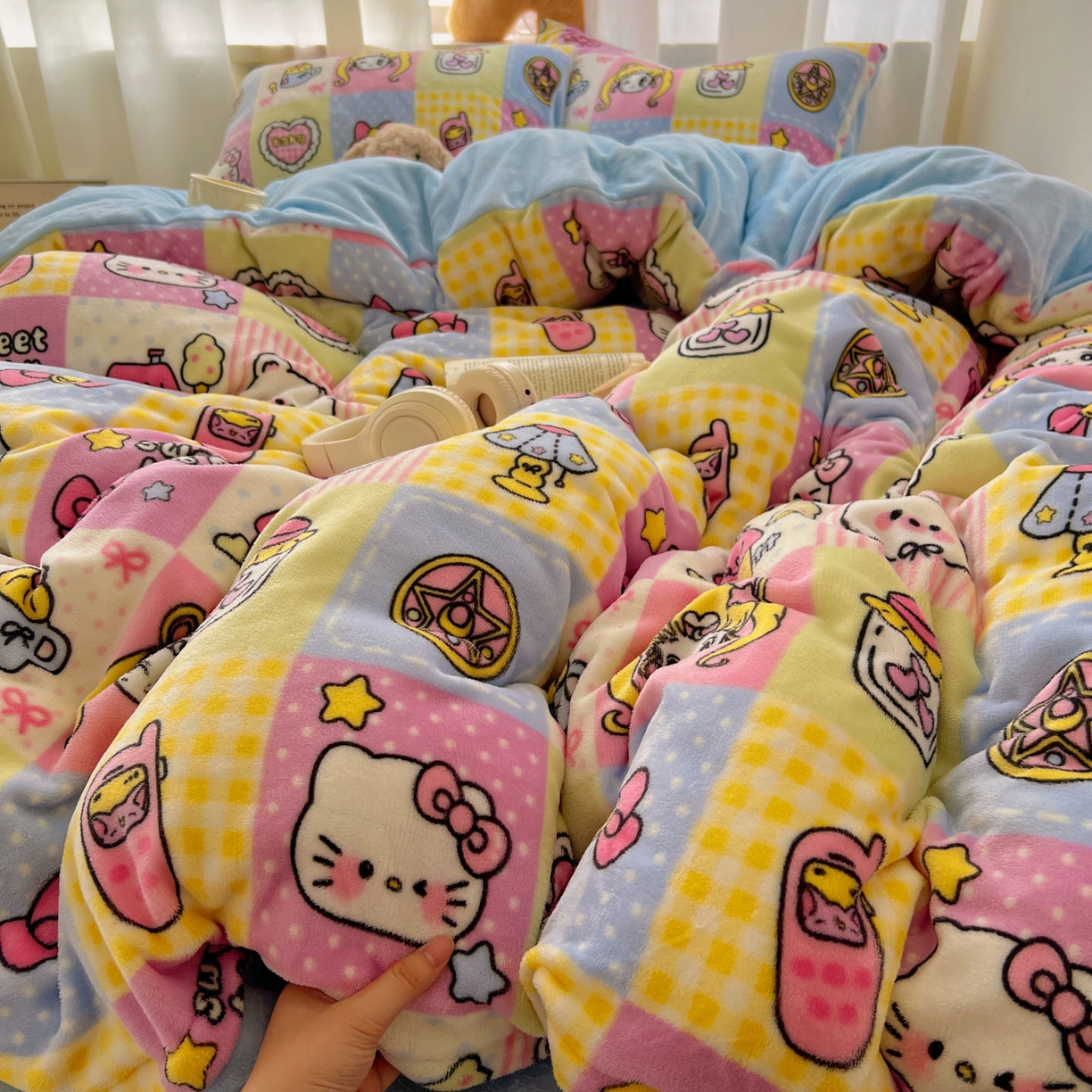 小叮当家纺仓储工厂店 买家秀 爆款花型2025新款小清新180克跑量款牛奶绒单被套 被套单件 小女孩