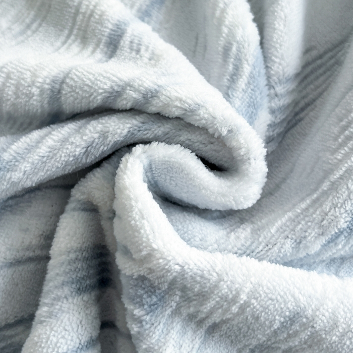 91家纺网 家纺一手货源 找家纺 极简 2025新款立体雕花牛奶绒四件套系列 伊莎-蓝