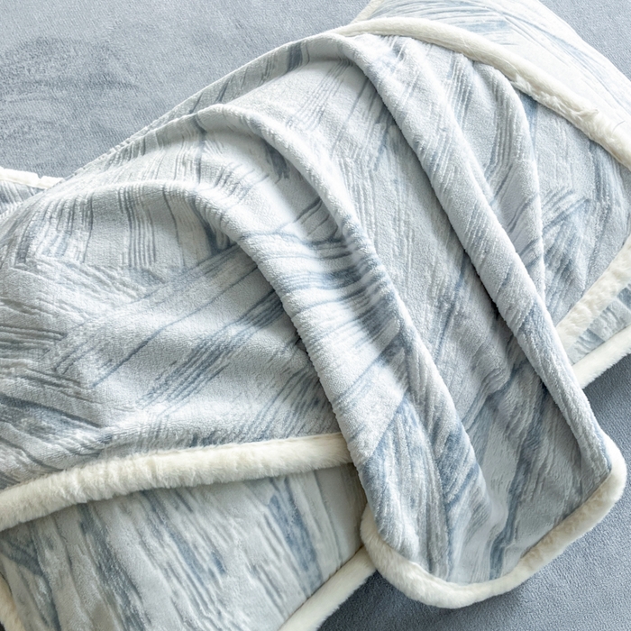 91家纺网 家纺一手货源 找家纺 极简 2025新款立体雕花牛奶绒四件套系列 伊莎-蓝