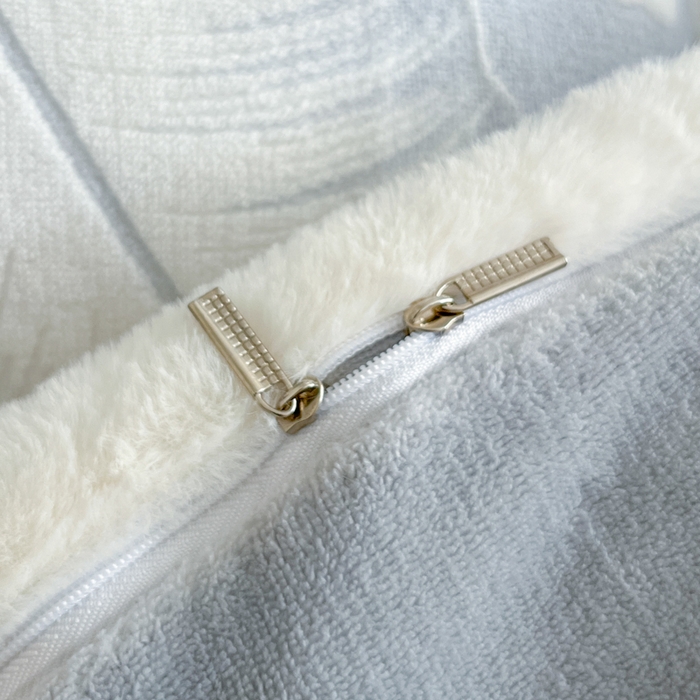 91家纺网 家纺一手货源 找家纺 极简 2025新款立体雕花牛奶绒四件套系列 佐伊-蓝